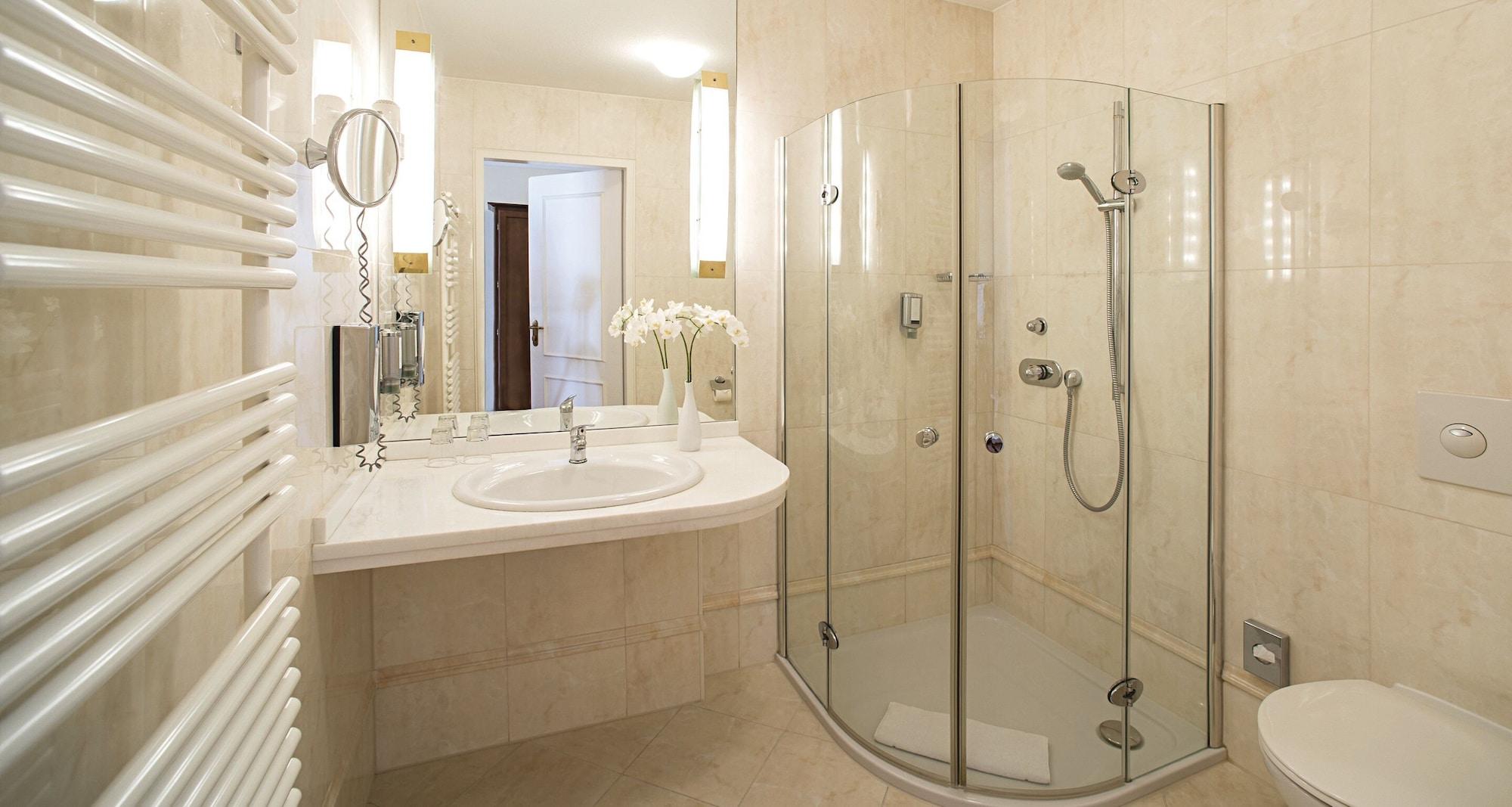 Victor'S Residenz-Hotel Erfurt Dış mekan fotoğraf